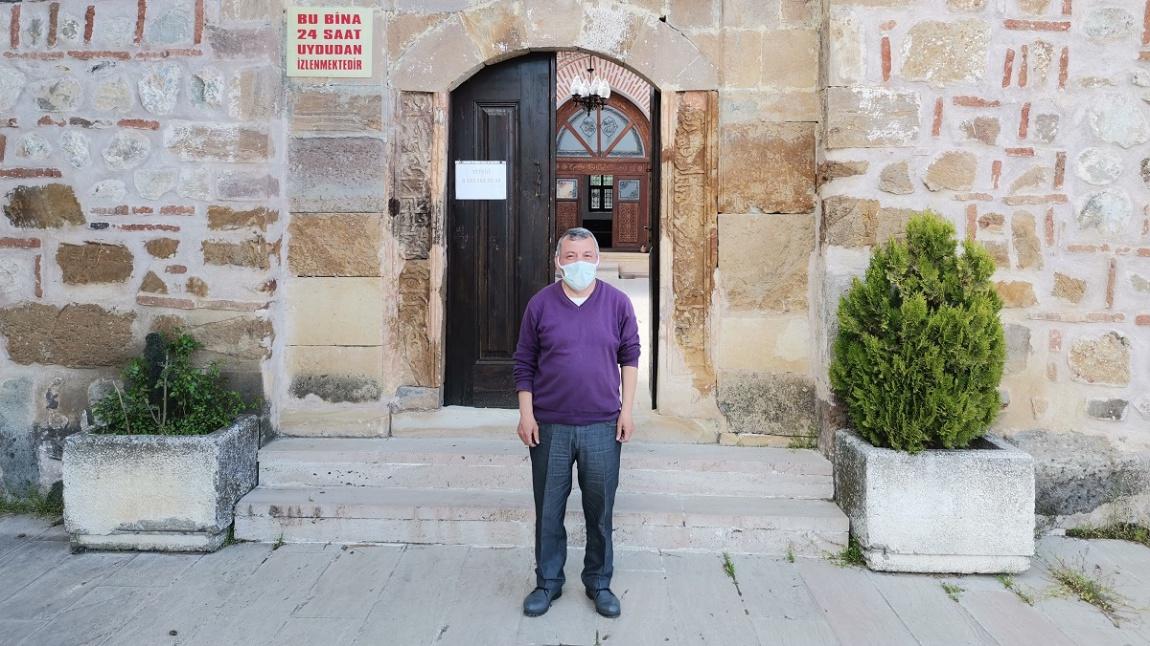 Okul Müdürümüz Murat ÖNDER, Bugün Gümüş''te Medfun Erzurumlu Gül Zade İbrahim Hakkı Gül Hazretlerini Ziyaret Etti