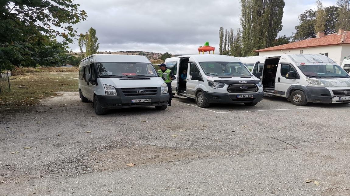 Bugün Taşımalı Eğitim Araçlarımız Gümüşhacıköy İlçe Trafik Jandarması Tarafından Denetlendi