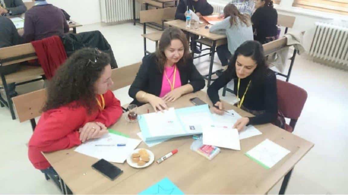 Okulumuz İngilizce Öğretmenleri ''Birlikte İngilizce (English Together) Projesi'' ikinci Toplantısına Katıldılar